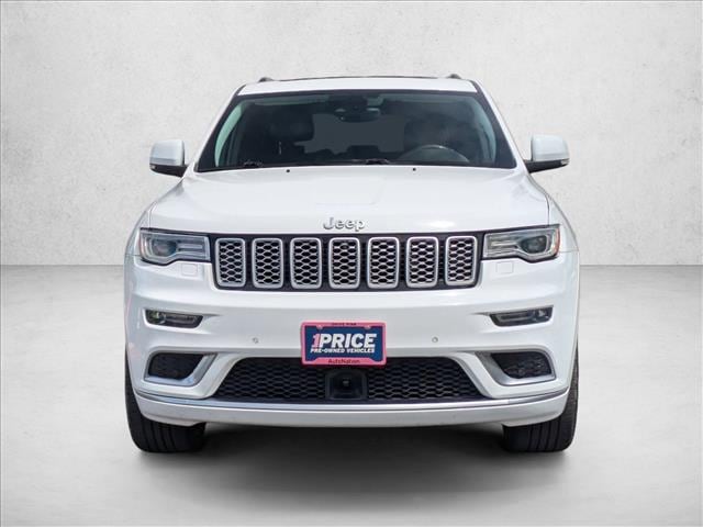 2017 Jeep Grand Cherokee Summit 4x4 photo 2