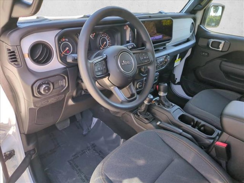 New 2026 Jeep Gladiator Sport Truck Crew Cab