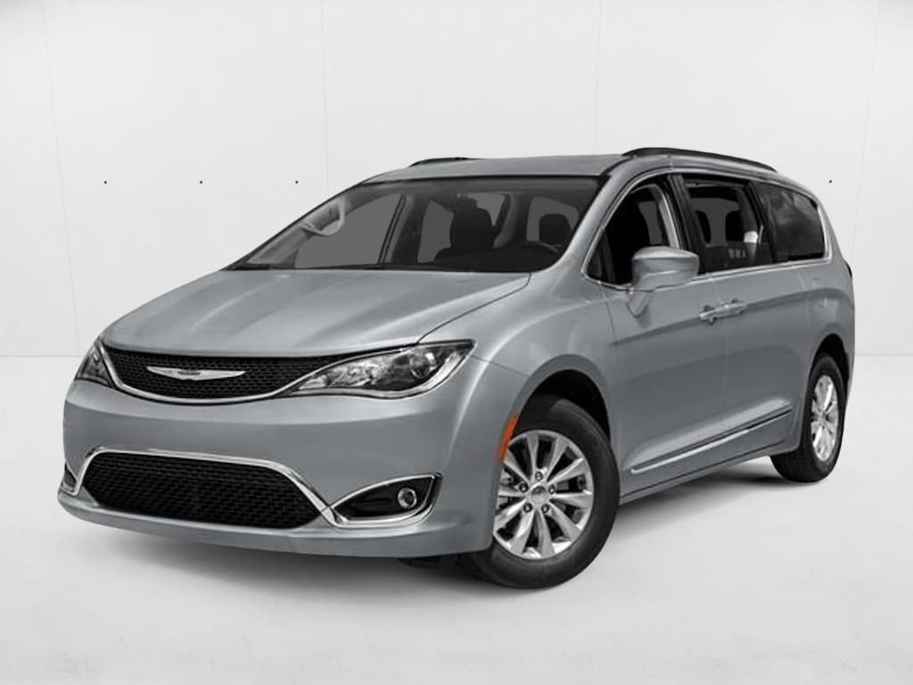 Used 2017 Chrysler Pacifica Limited Van