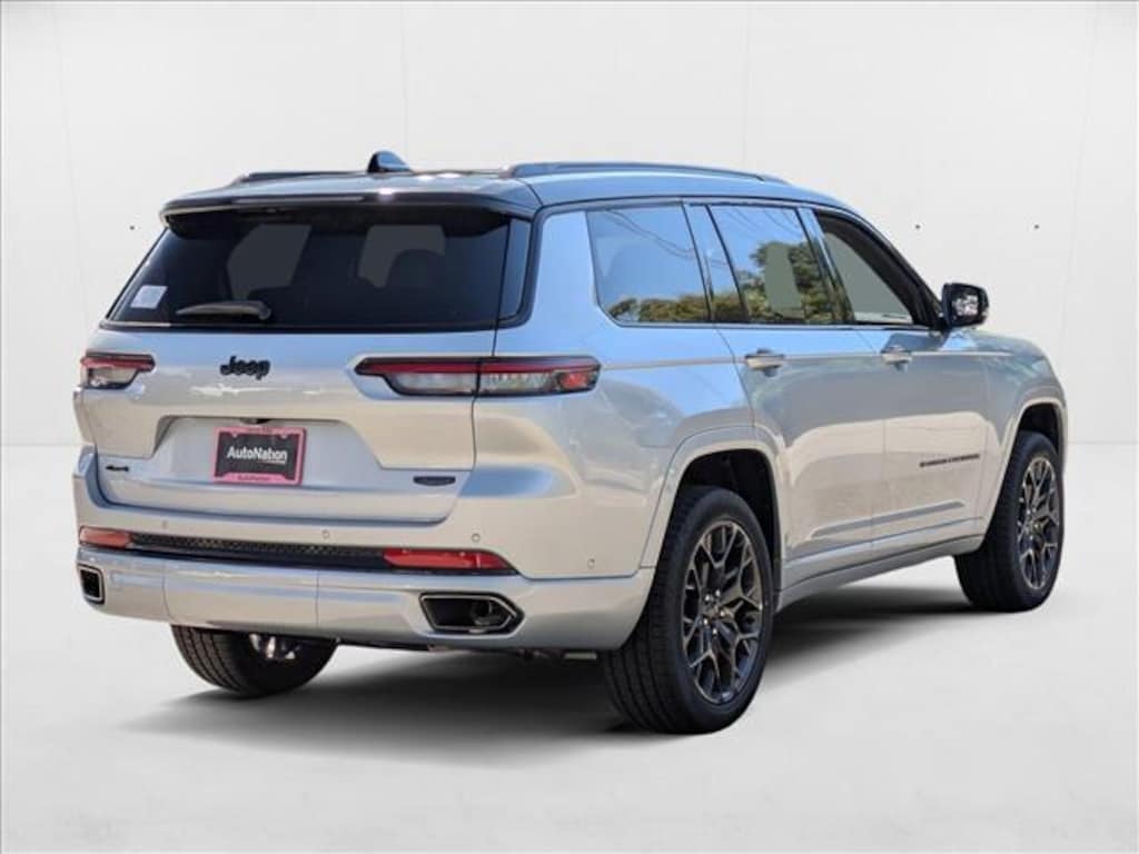 New 2025 Jeep Grand Cherokee L Summit SUV