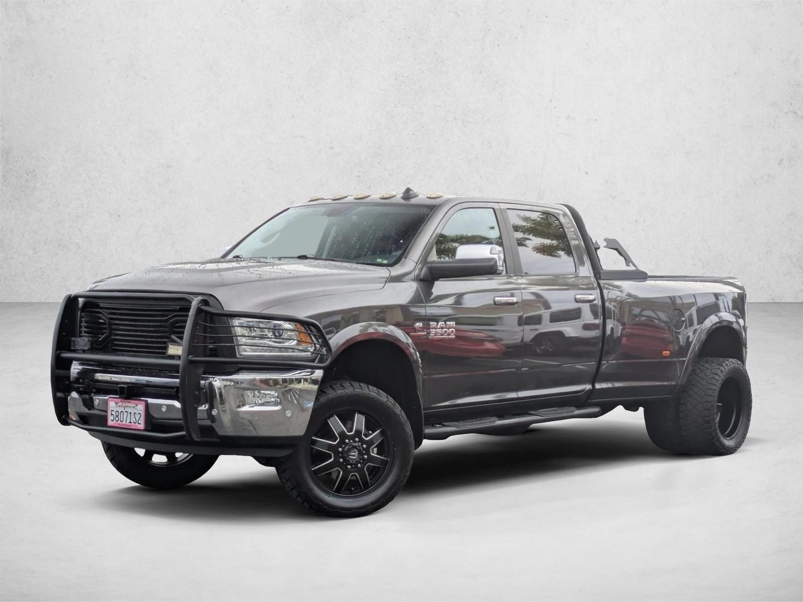 2018 RAM Ram 3500 Pickup Laramie's photo