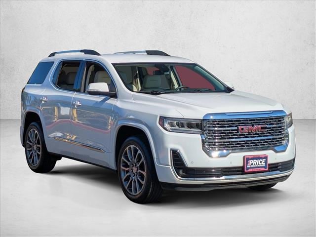 2023 GMC Acadia Denali photo 4