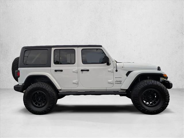 2021 Jeep Wrangler Unlimited Sahara photo 4
