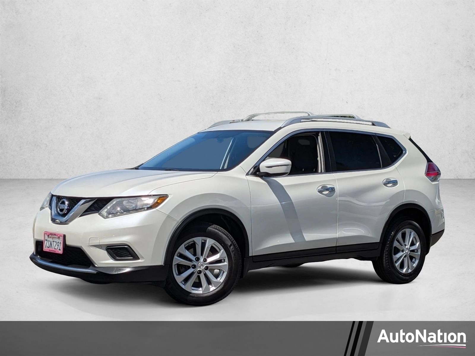 2016 Nissan Rogue SV FWD's photo