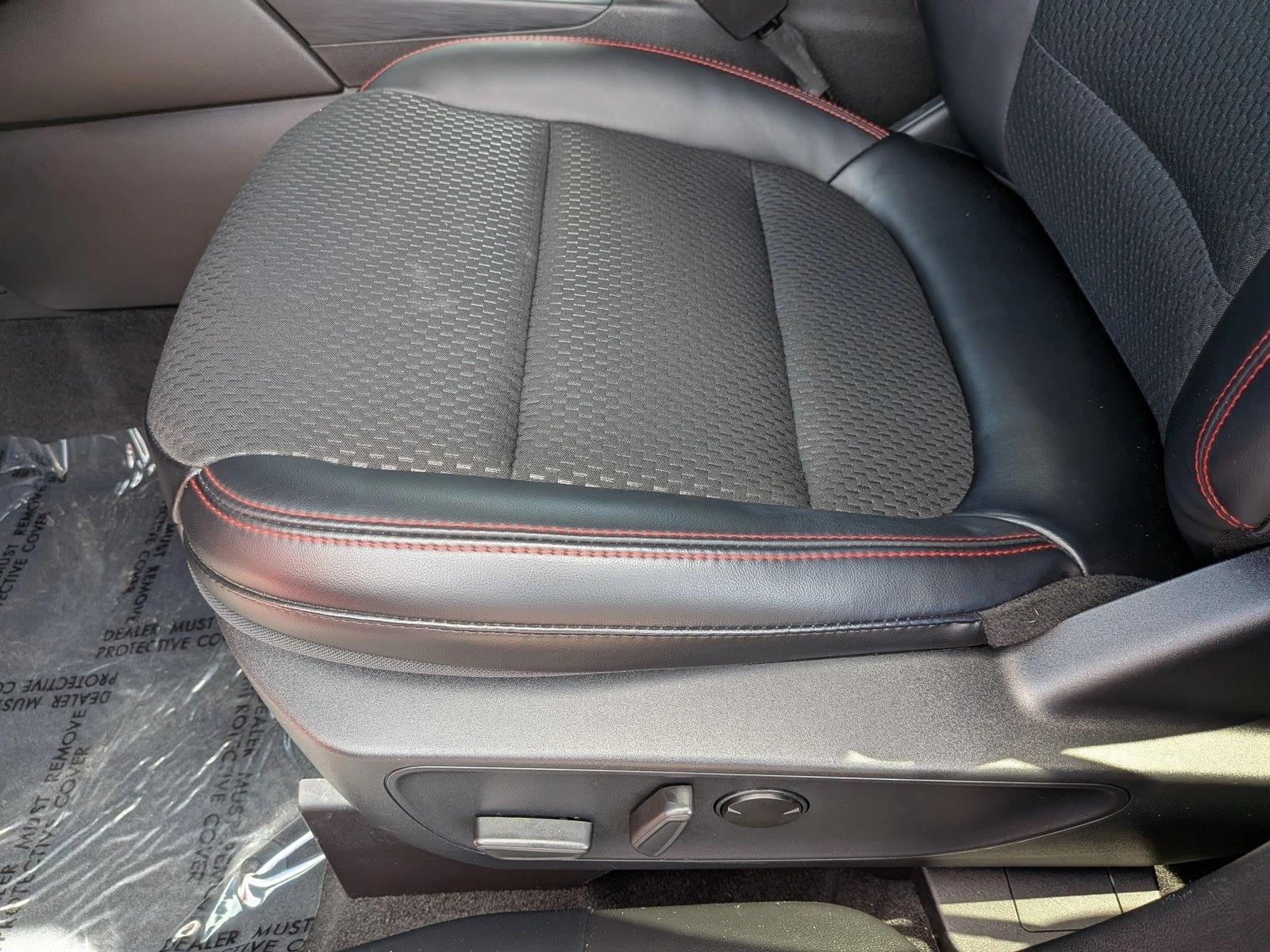 2024 Ford Escape ST-Line - Photo 10