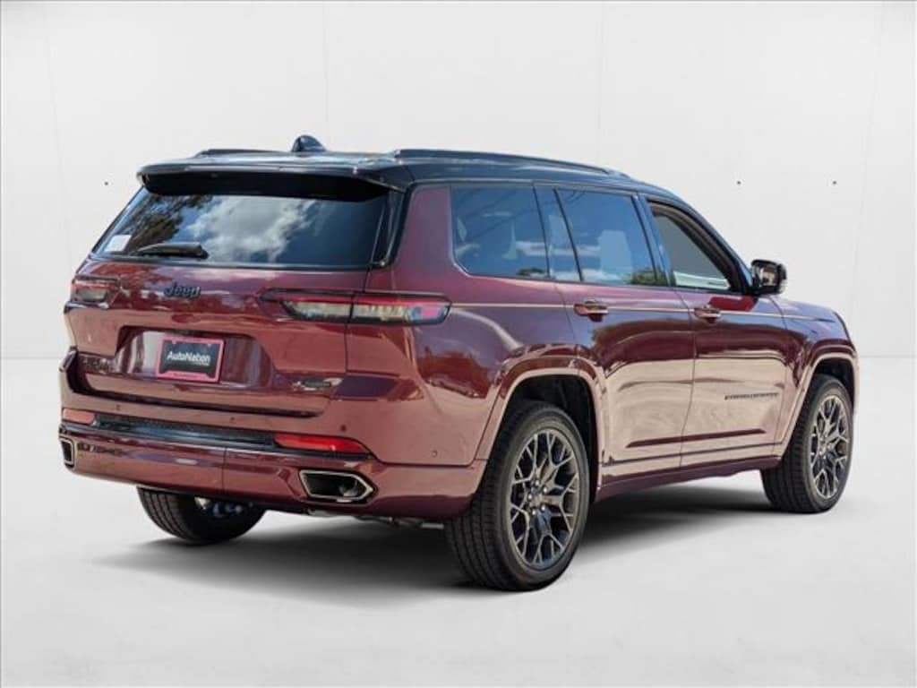 New 2025 Jeep Grand Cherokee L Summit SUV