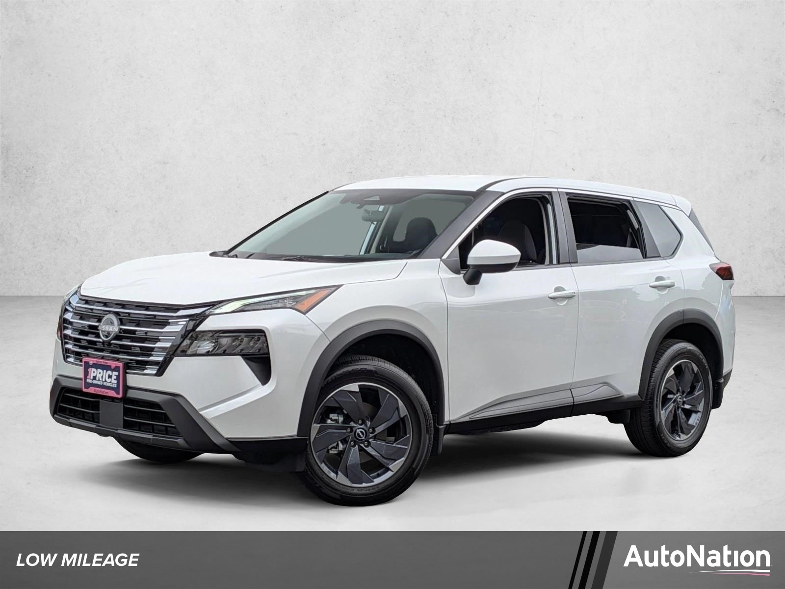 2026 Nissan Rogue SV FWD's photo