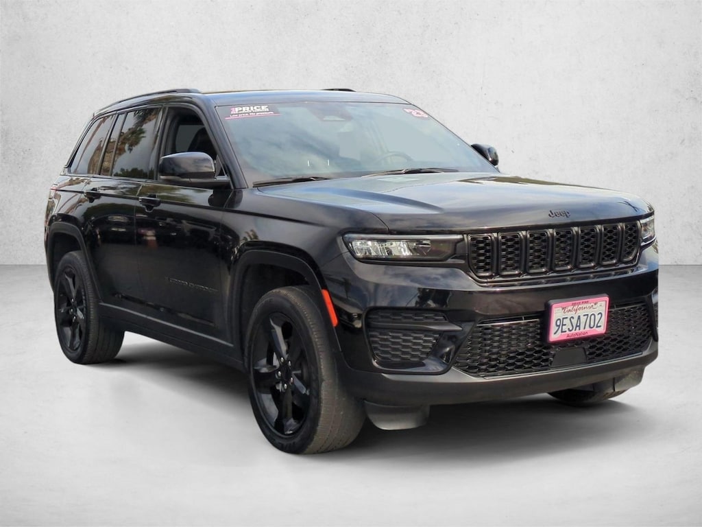 Certified 2023 Jeep Grand Cherokee Laredo SUV