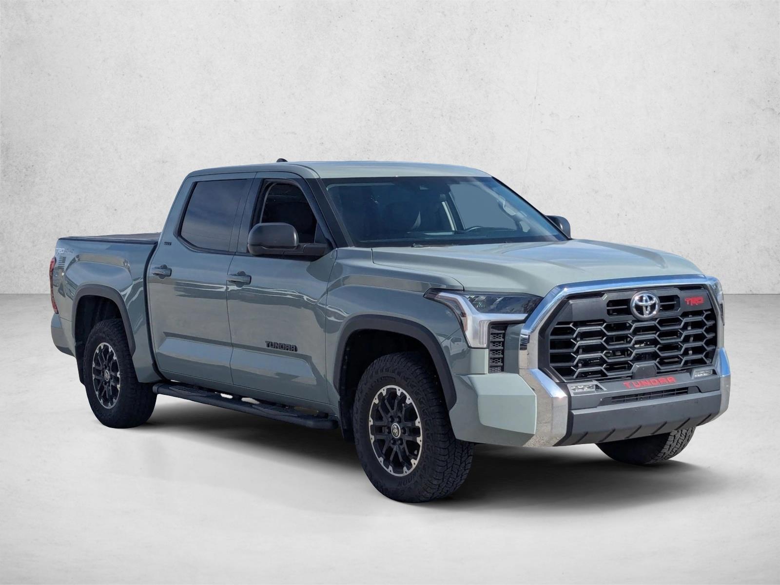 2023 Toyota Tundra SR5 CrewMax photo 3
