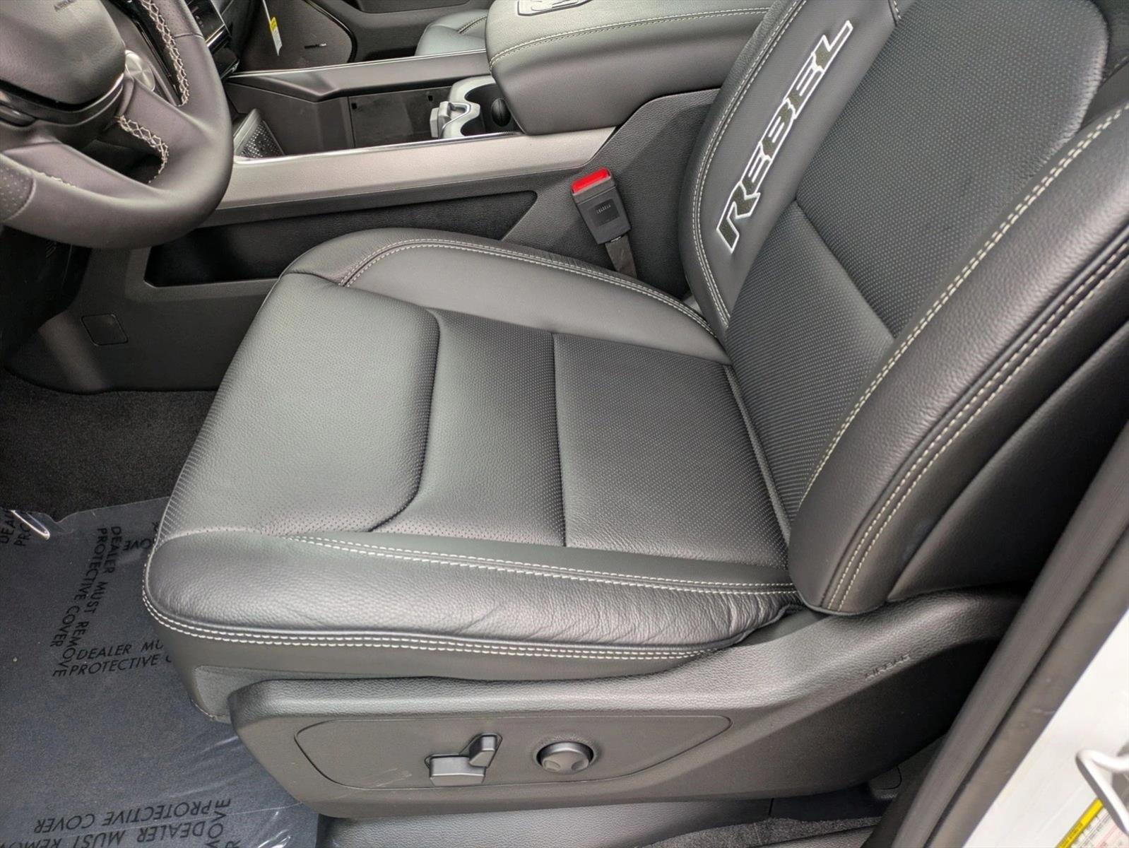 2025 Ram 1500 Rebel photo 4