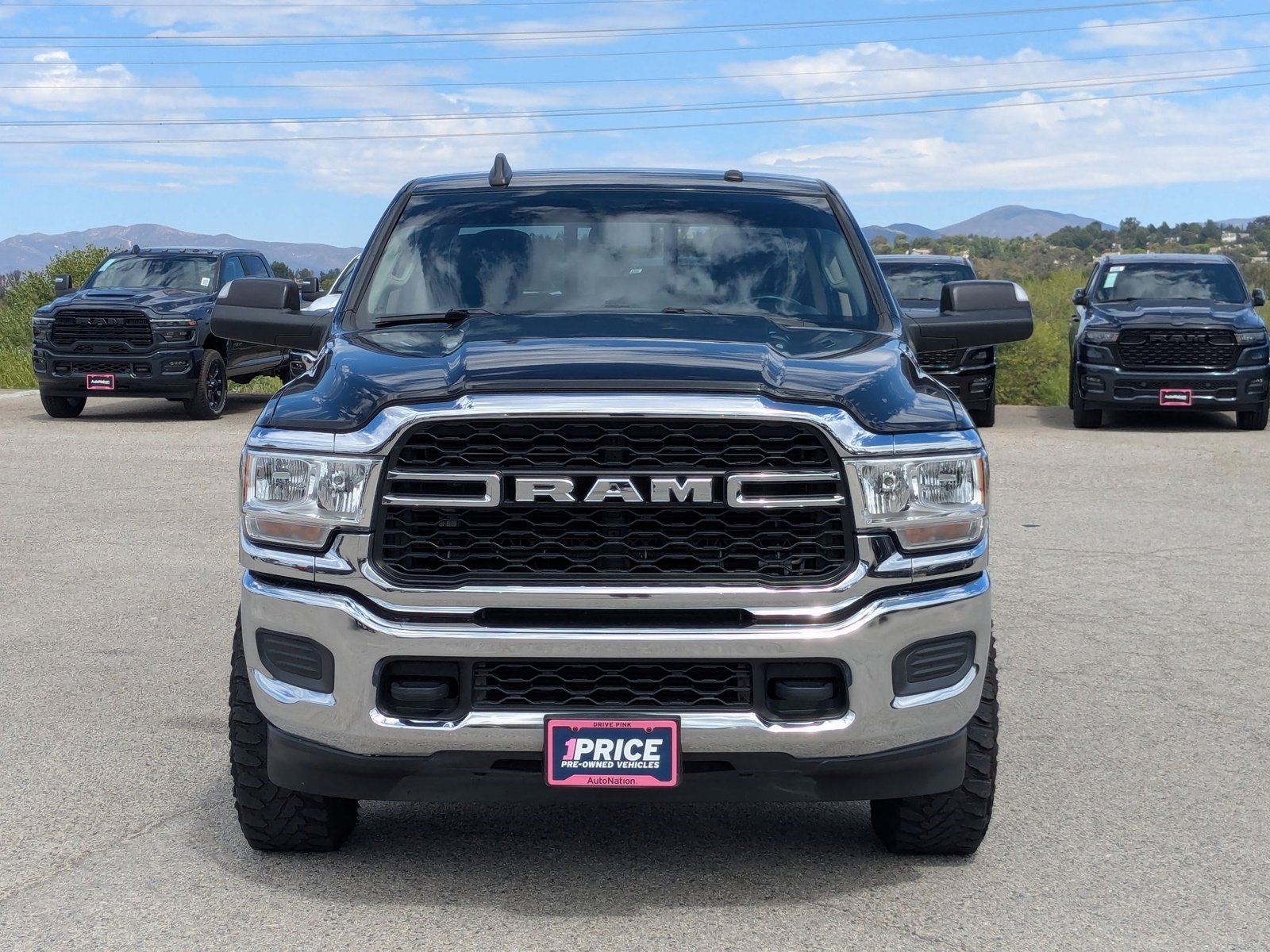 2020 Ram 3500 Tradesman photo 2