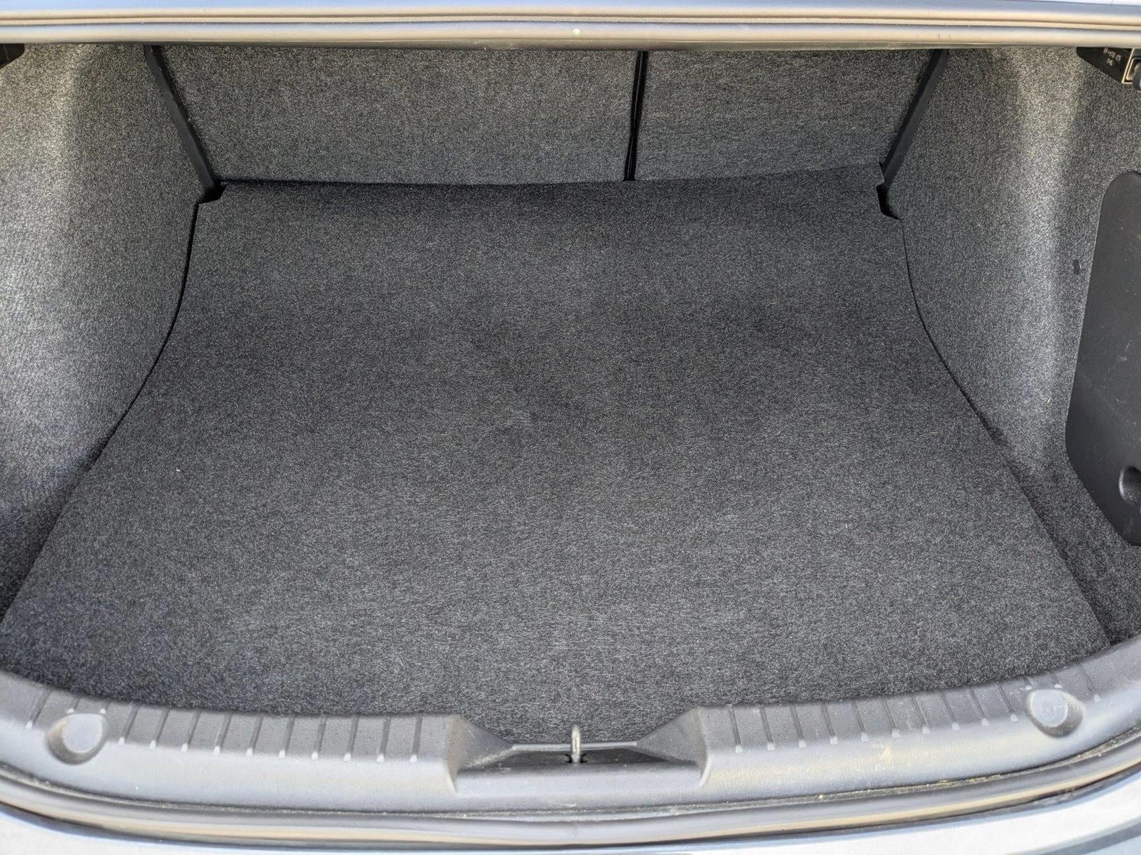 2016 Mazda Mazda3 i Sport photo 6