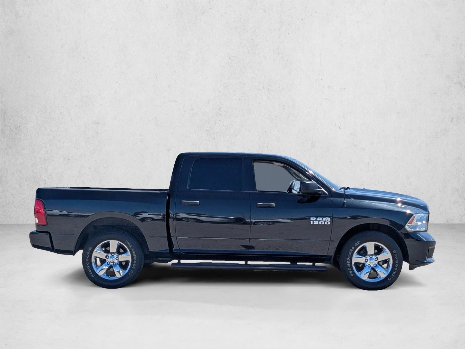 2018 Ram 1500 Express photo 4