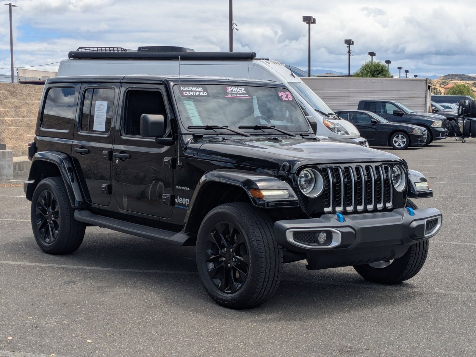 2023 Jeep Wrangler 4xe Sahara photo 2