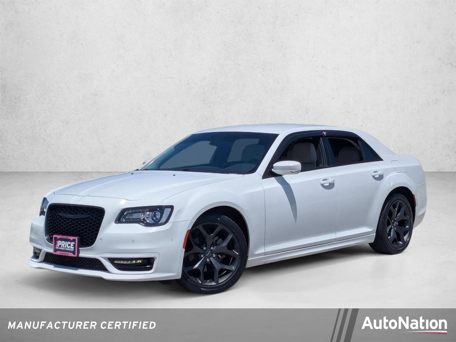 2023 Chrysler 300 Touring L RWD's photo