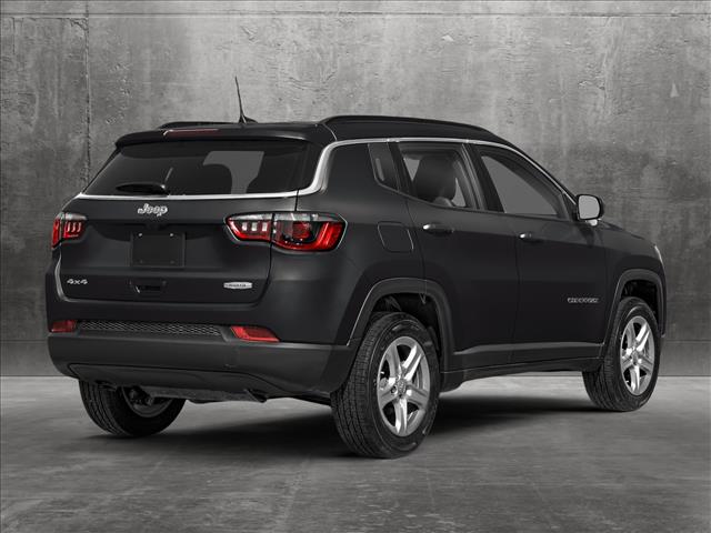 2025 Jeep Compass Latitude photo 2