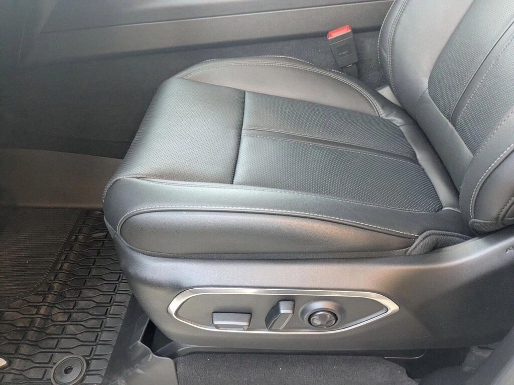 New 2026 Jeep Grand Wagoneer Upland SUV