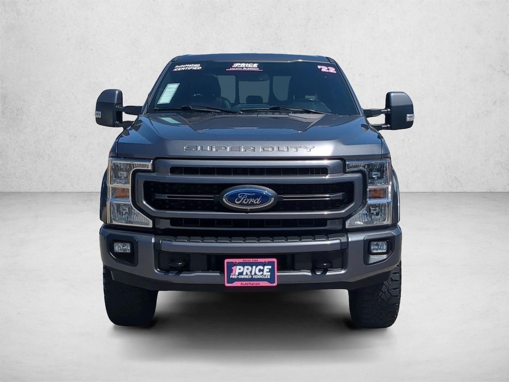 Used 2022 Ford F-250 LARIAT Crew Cab Pickup
