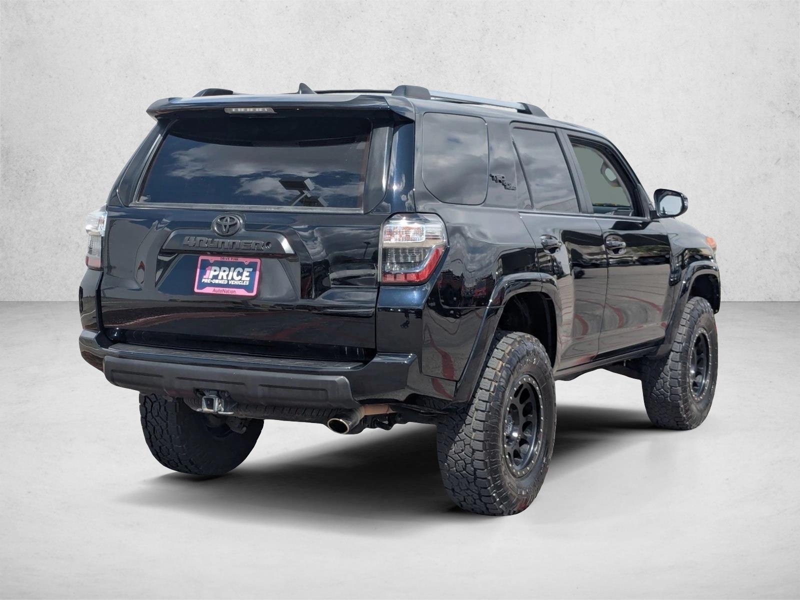 2018 Toyota 4Runner TRD Off Road Premium photo 4