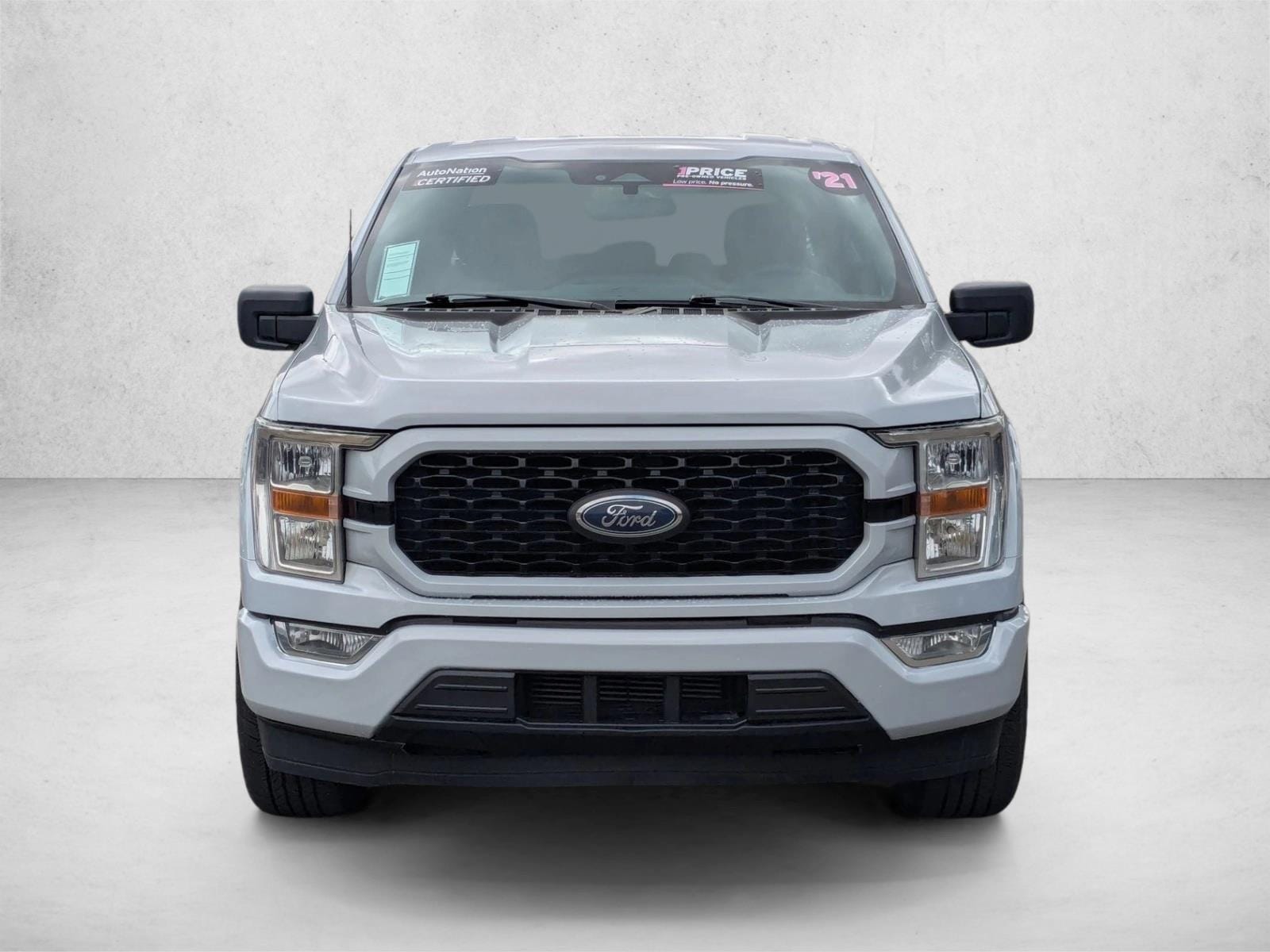 2021 Ford F-150 XL photo 2