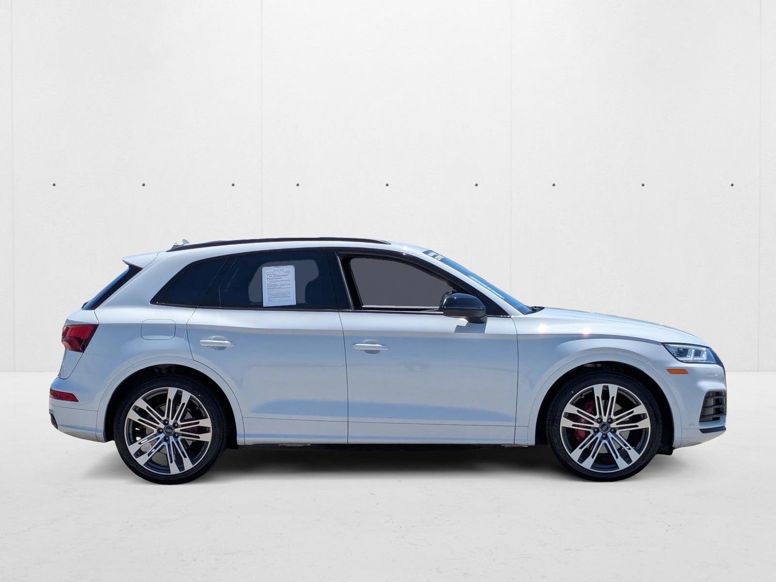 2020 Audi SQ5 Premium Plus photo 2