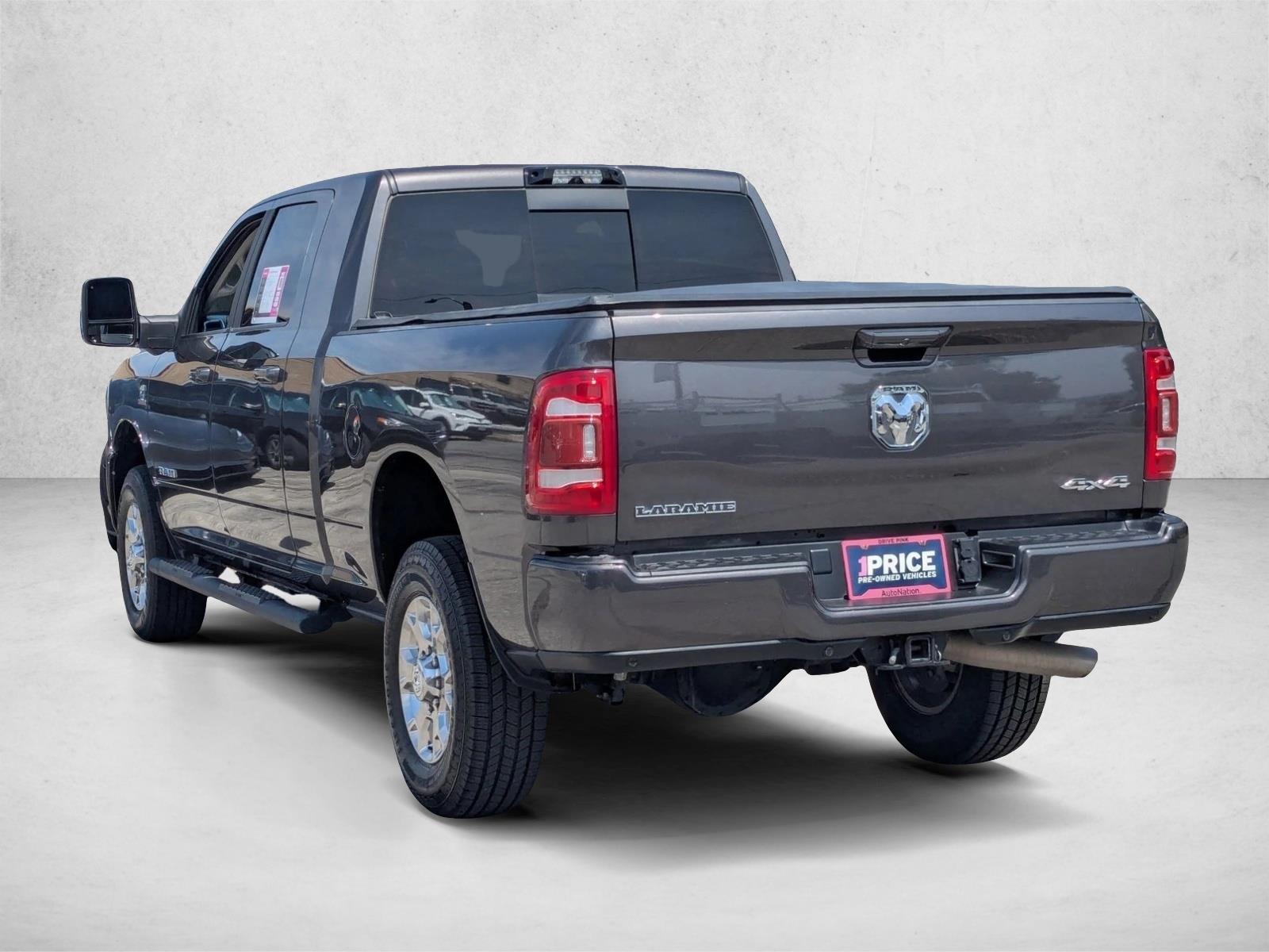 2023 Ram 3500 Laramie photo 3