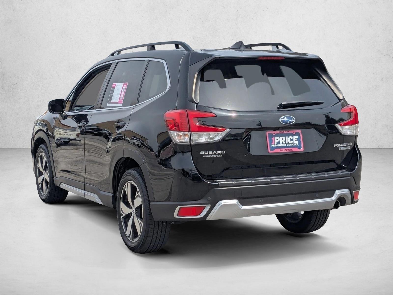 2021 Subaru Forester Touring photo 3