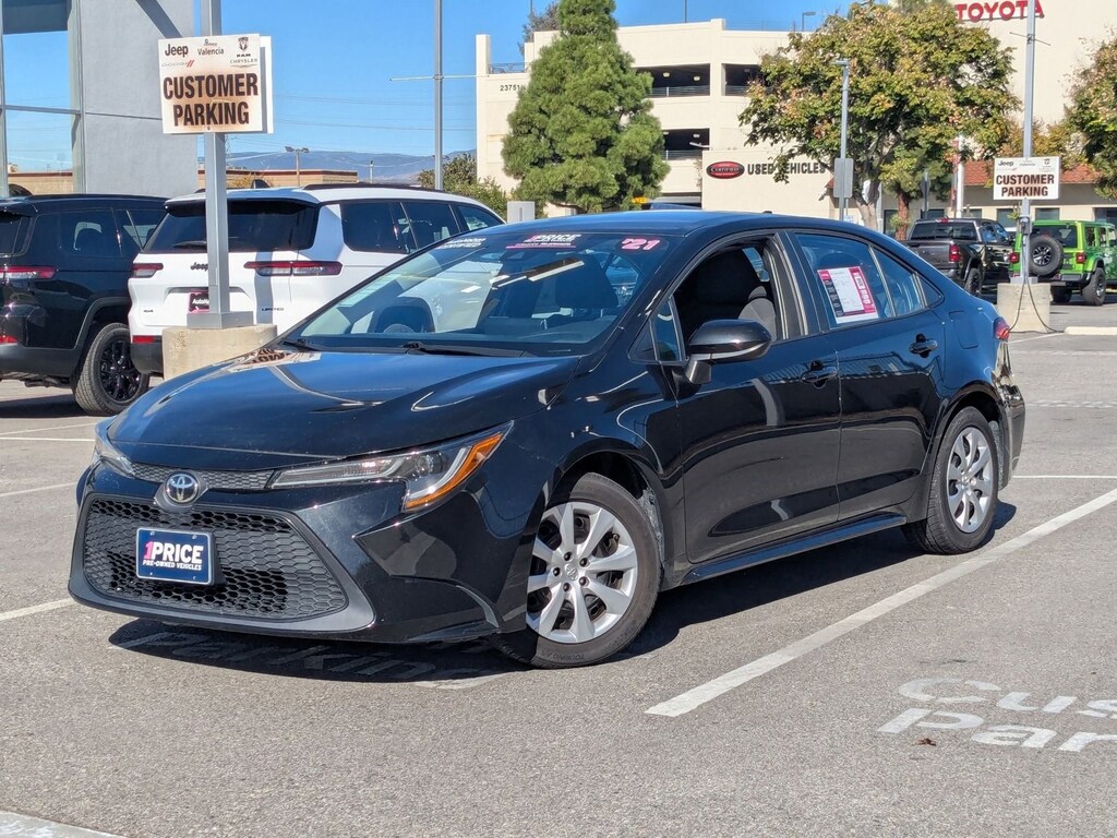 Used 2021 Toyota Corolla LE 4dr Car