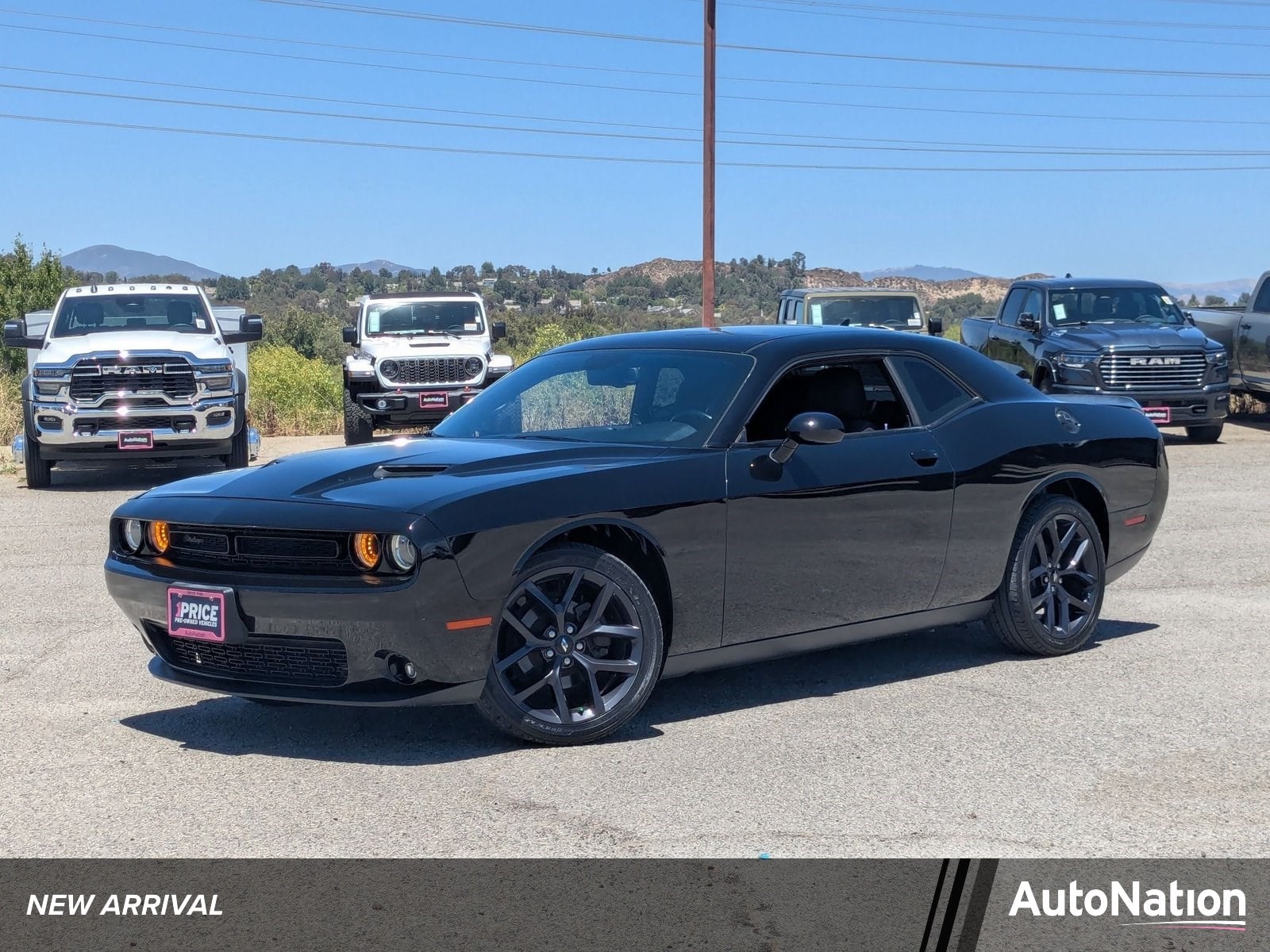 2019 Dodge Challenger SXT Auto's photo