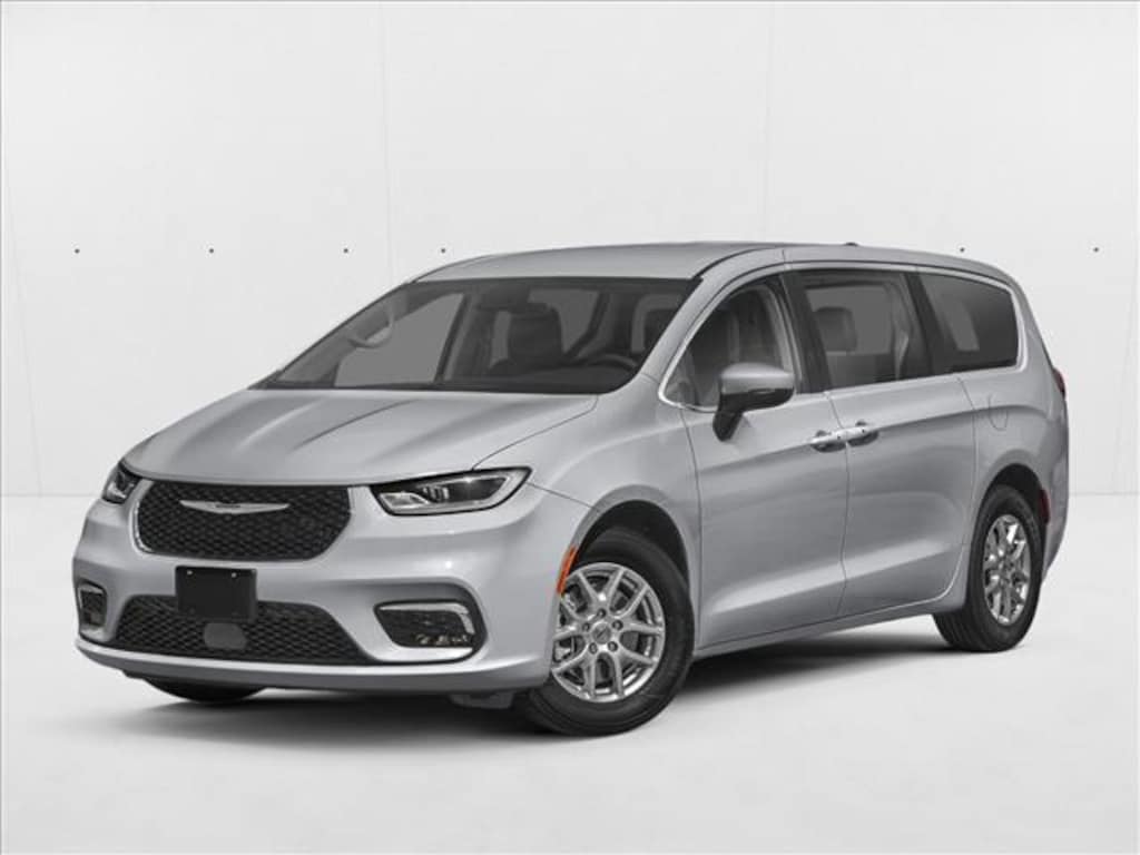 Used 2024 Chrysler Pacifica Touring L Mini-van Passenger