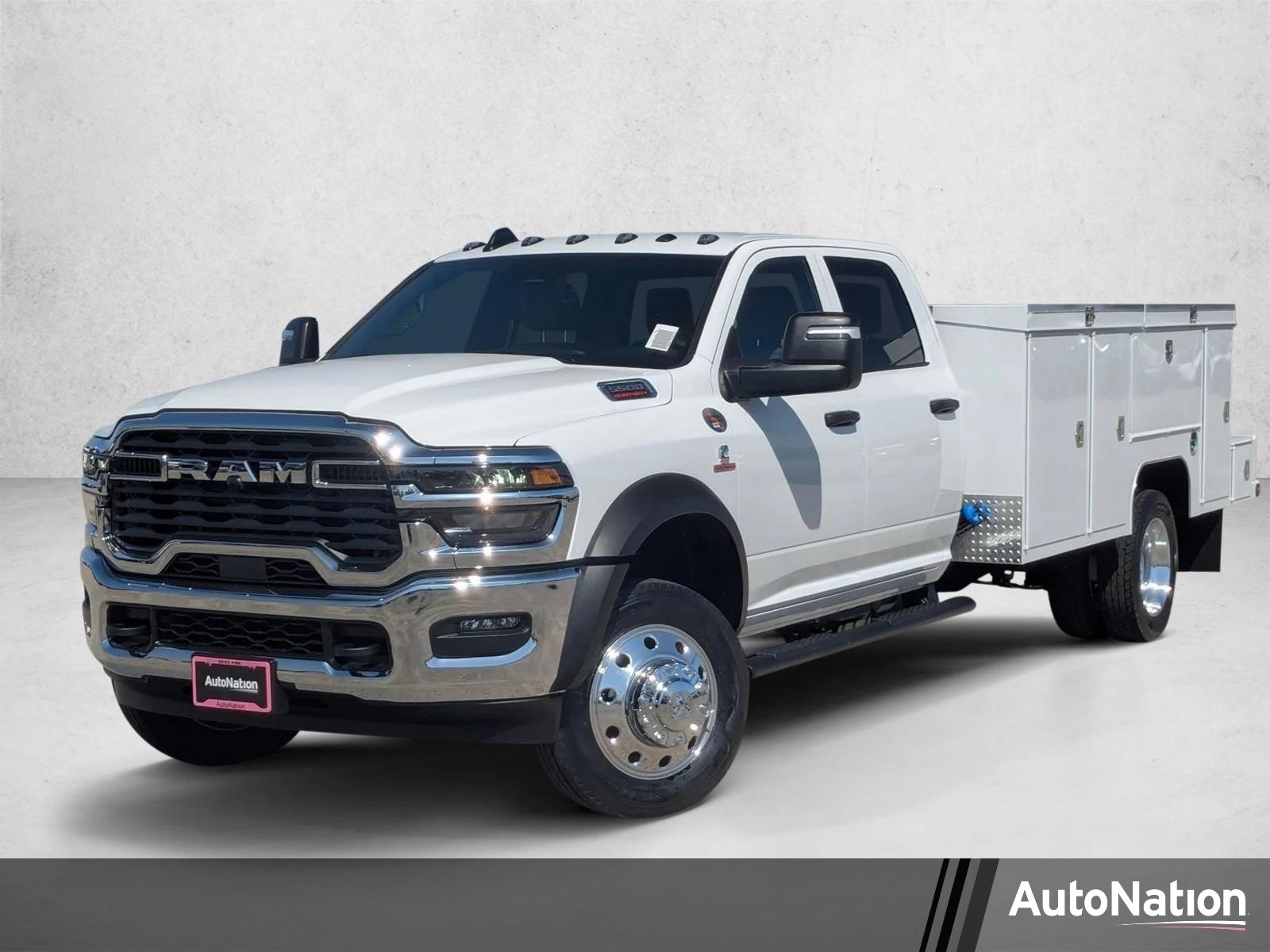 2026 RAM 5500 Big Horn 4X4 Crew Cab DRW 197" WB's photo