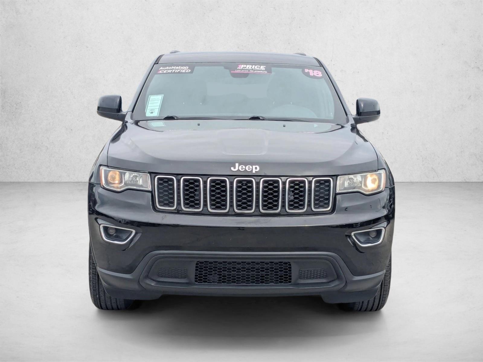 2018 Jeep Grand Cherokee Laredo photo 2