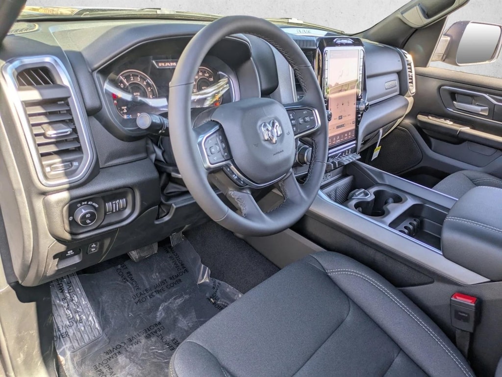 New 2025 Ram 1500 Big Horn Truck Crew Cab