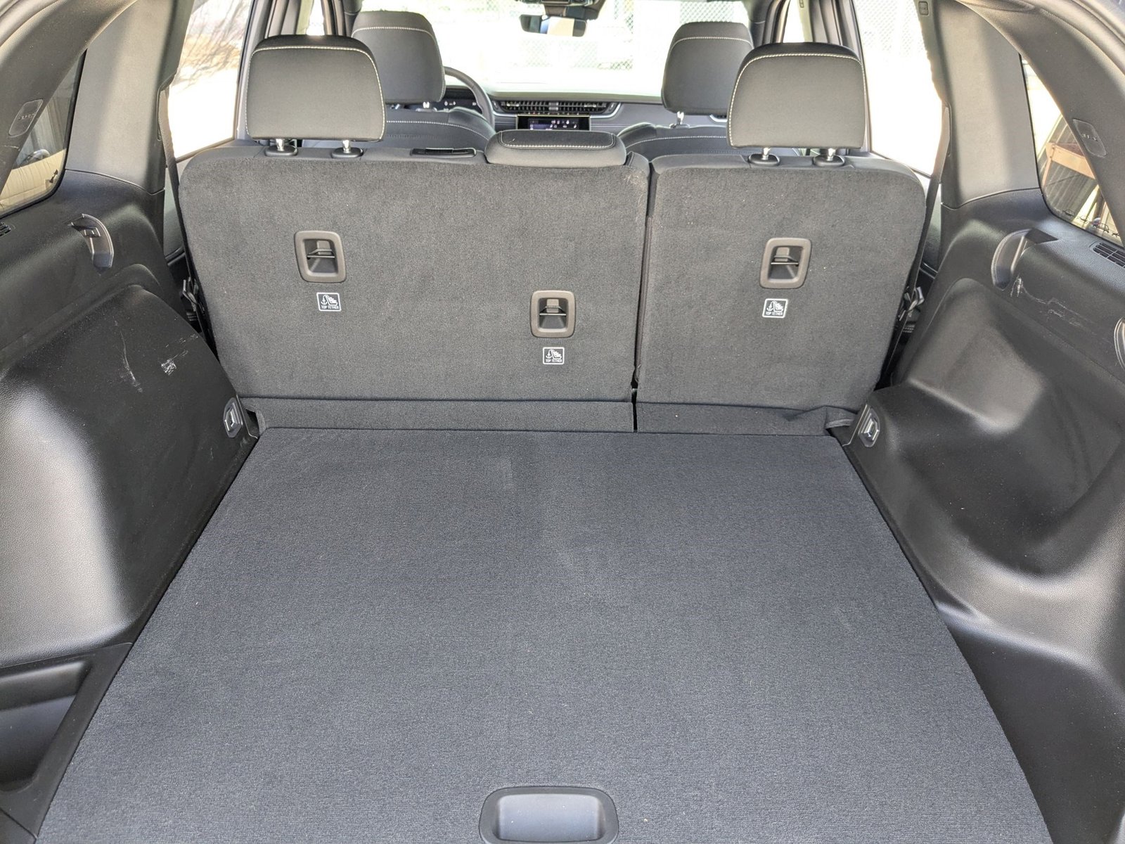 2025 Jeep Grand Cherokee Laredo photo 6