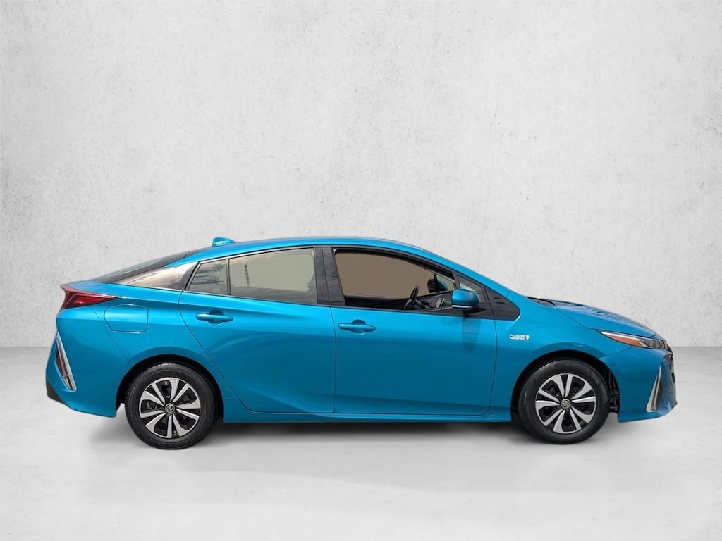 Used 2017 Toyota Prius Prime Premium 4dr Car