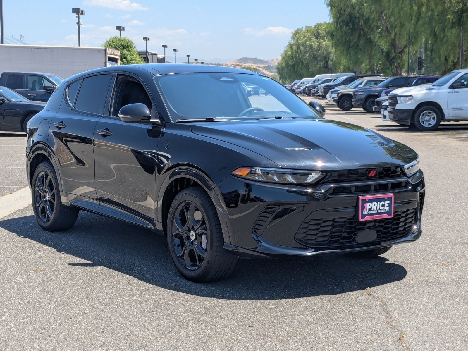 2024 Dodge Hornet R/T Plus photo 2