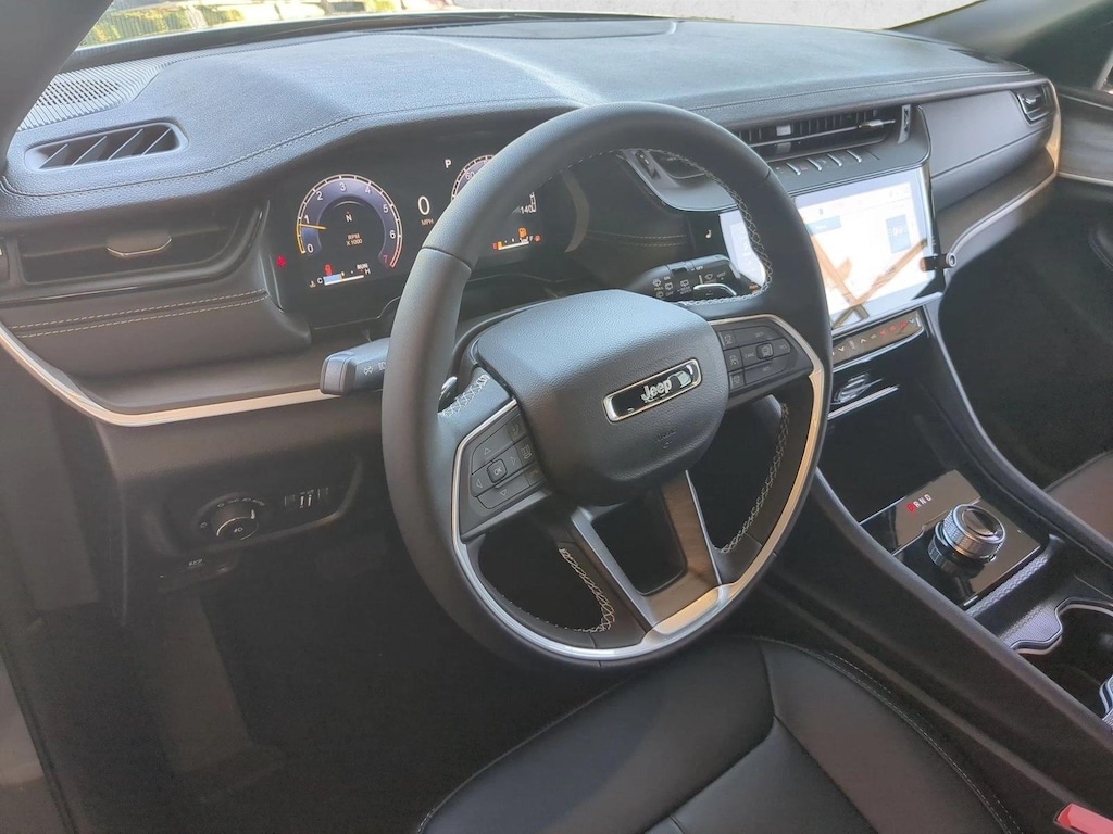 New 2027 Jeep Grand Cherokee 2 Row Limited SUV