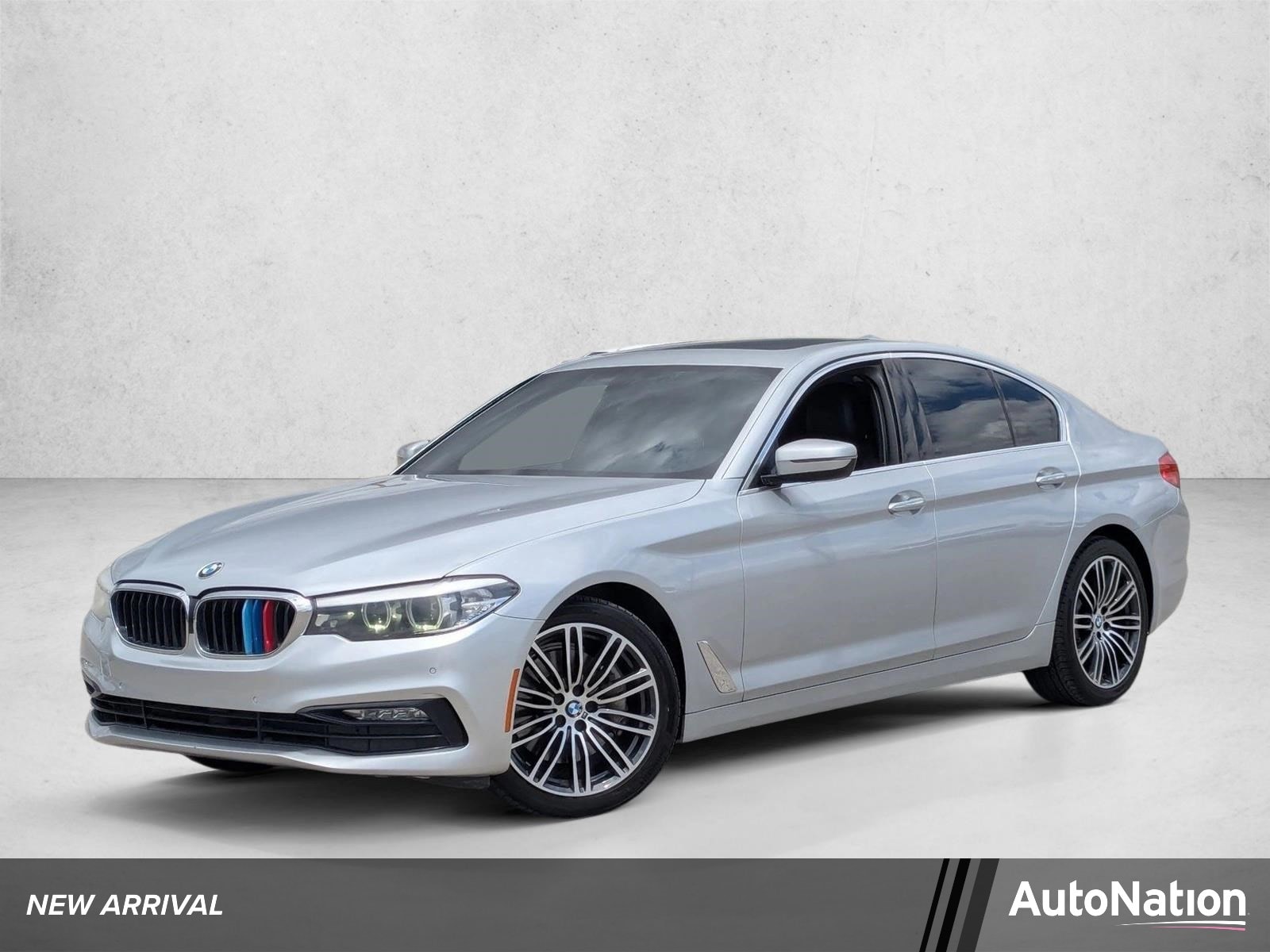 2018 BMW 5 Series 530i Sedan's photo