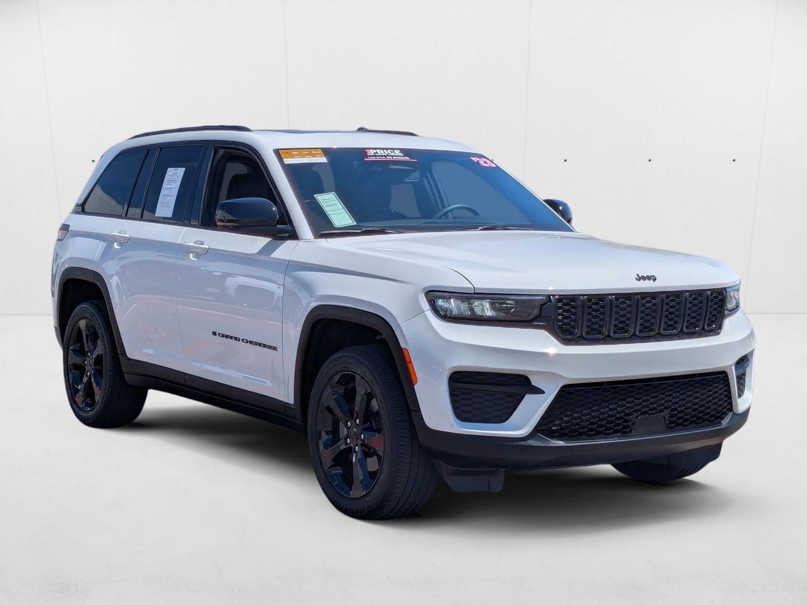 2023 Jeep Grand Cherokee Altitude Sport photo 3