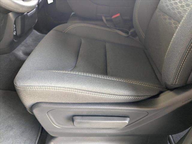 2025 Ram 1500 Tradesman photo 4
