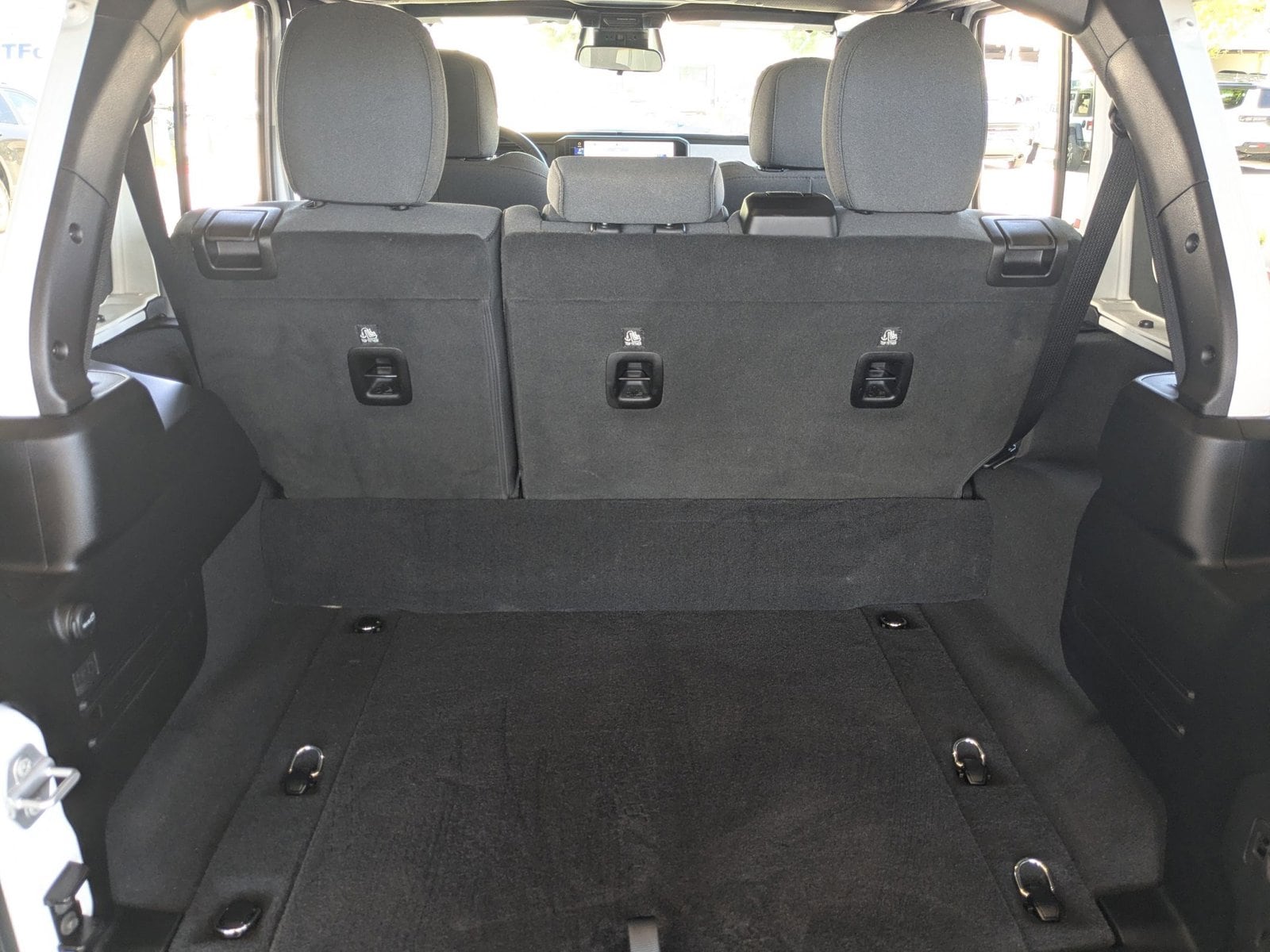 2025 Jeep Wrangler 4xe Willys photo 6