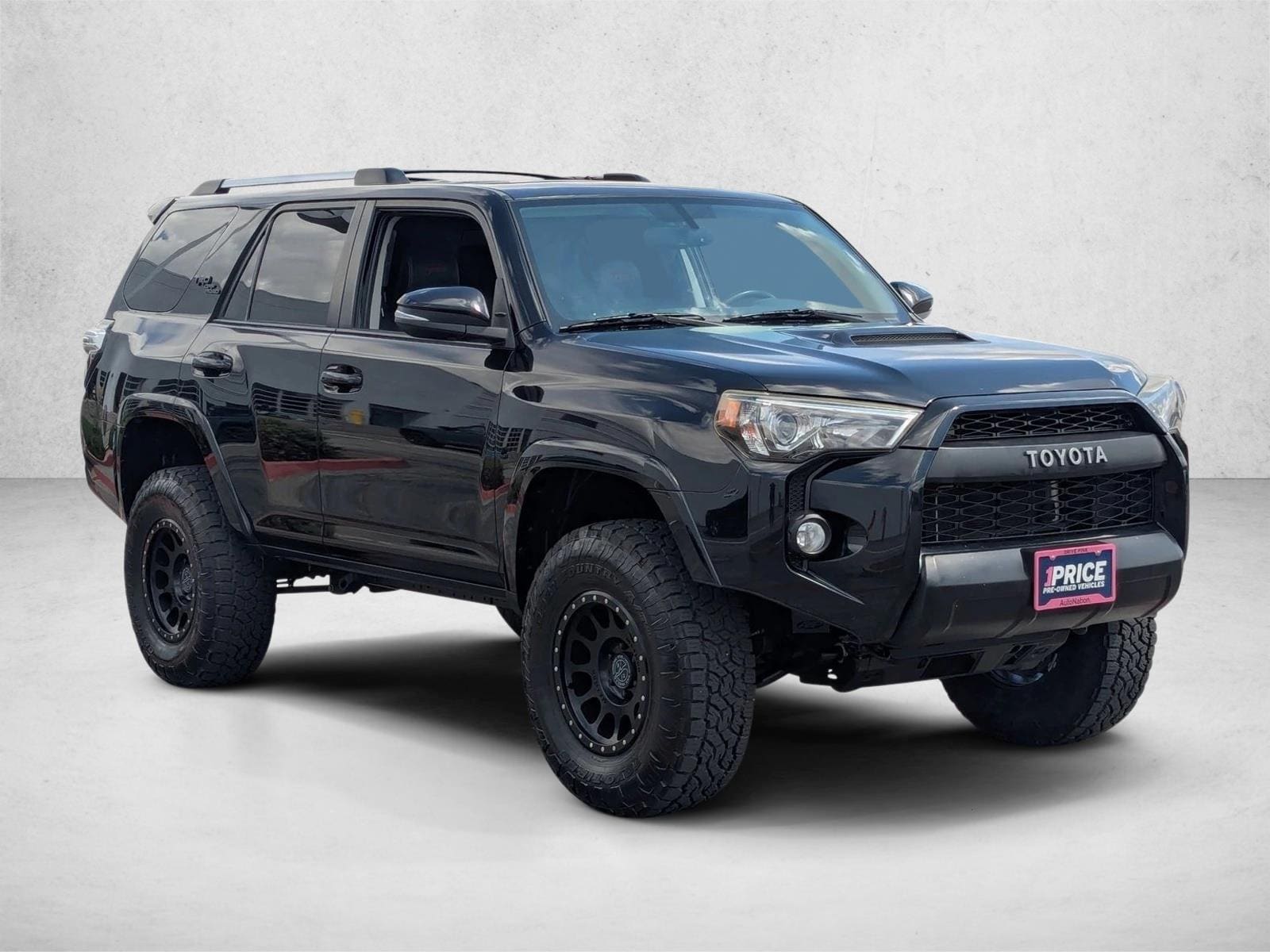 2018 Toyota 4Runner TRD Off Road Premium photo 2
