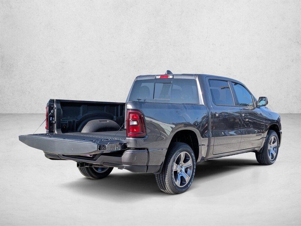 New 2026 Ram 1500 Express Truck Crew Cab