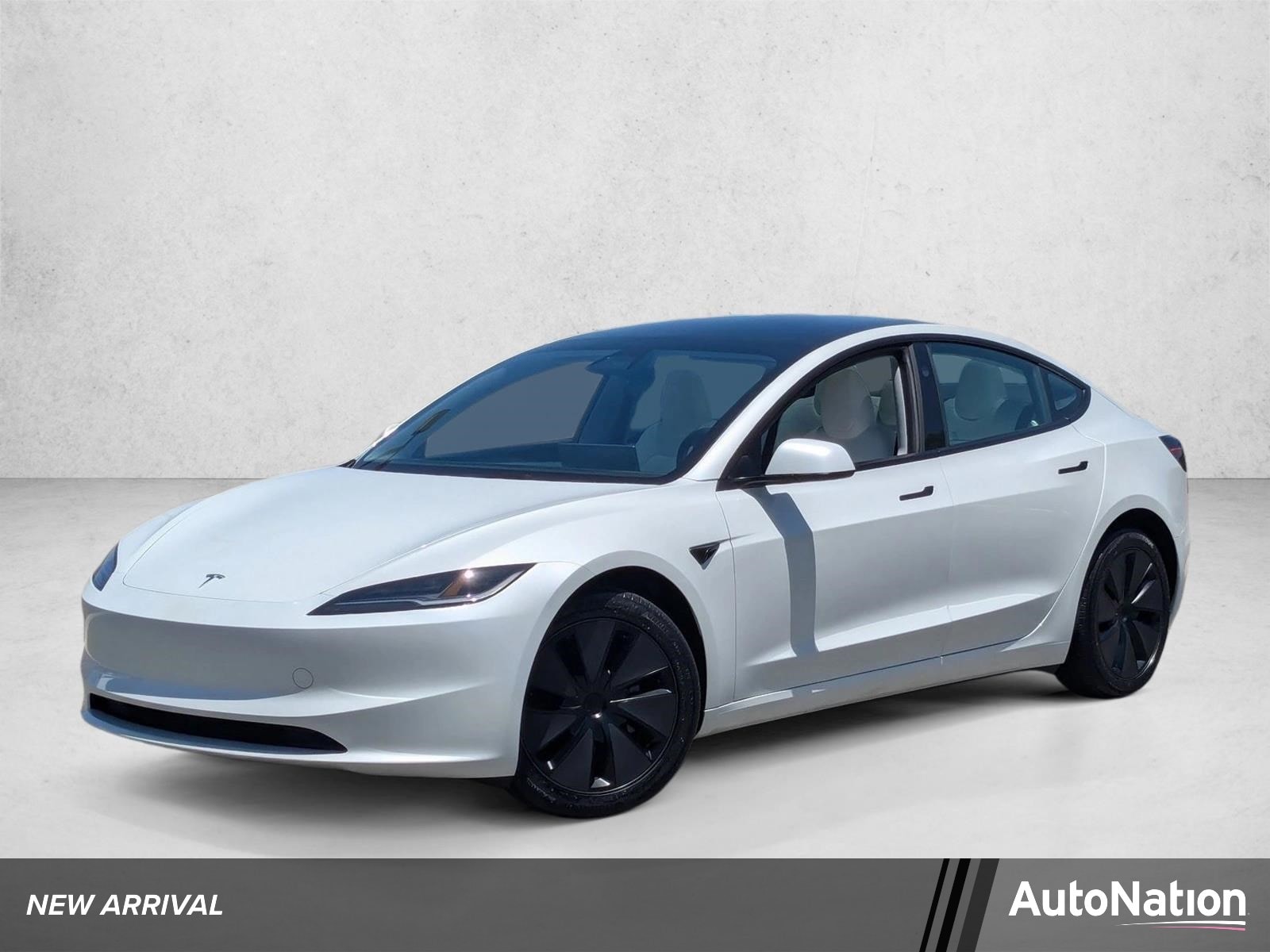 2025 Tesla Model 3 Long Range's photo