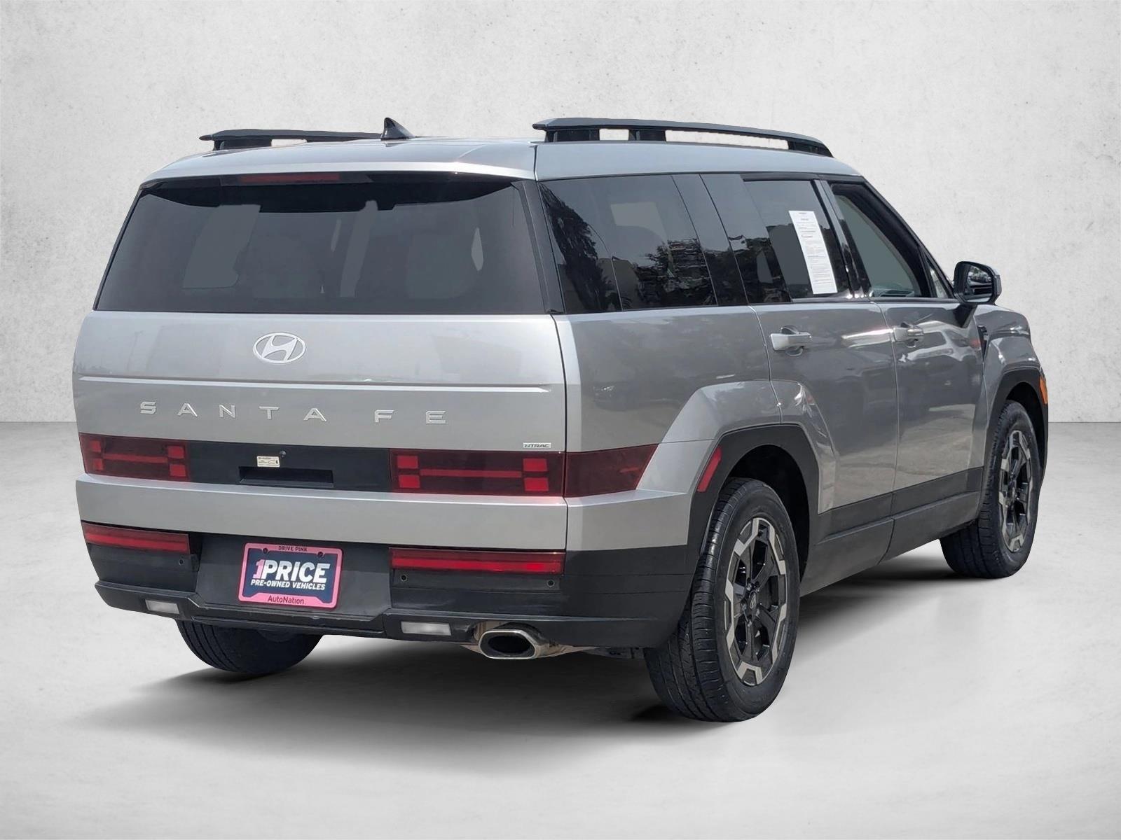 2024 Hyundai Santa Fe SEL photo 4