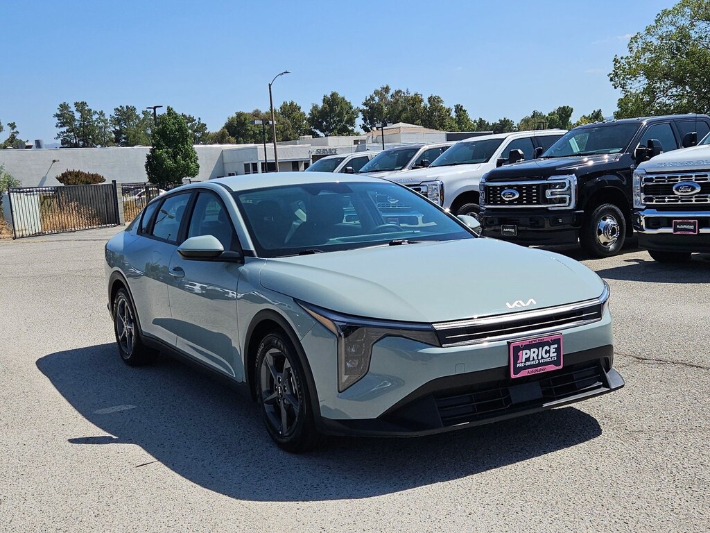 Used 2025 Kia K4 LXS 4dr Car