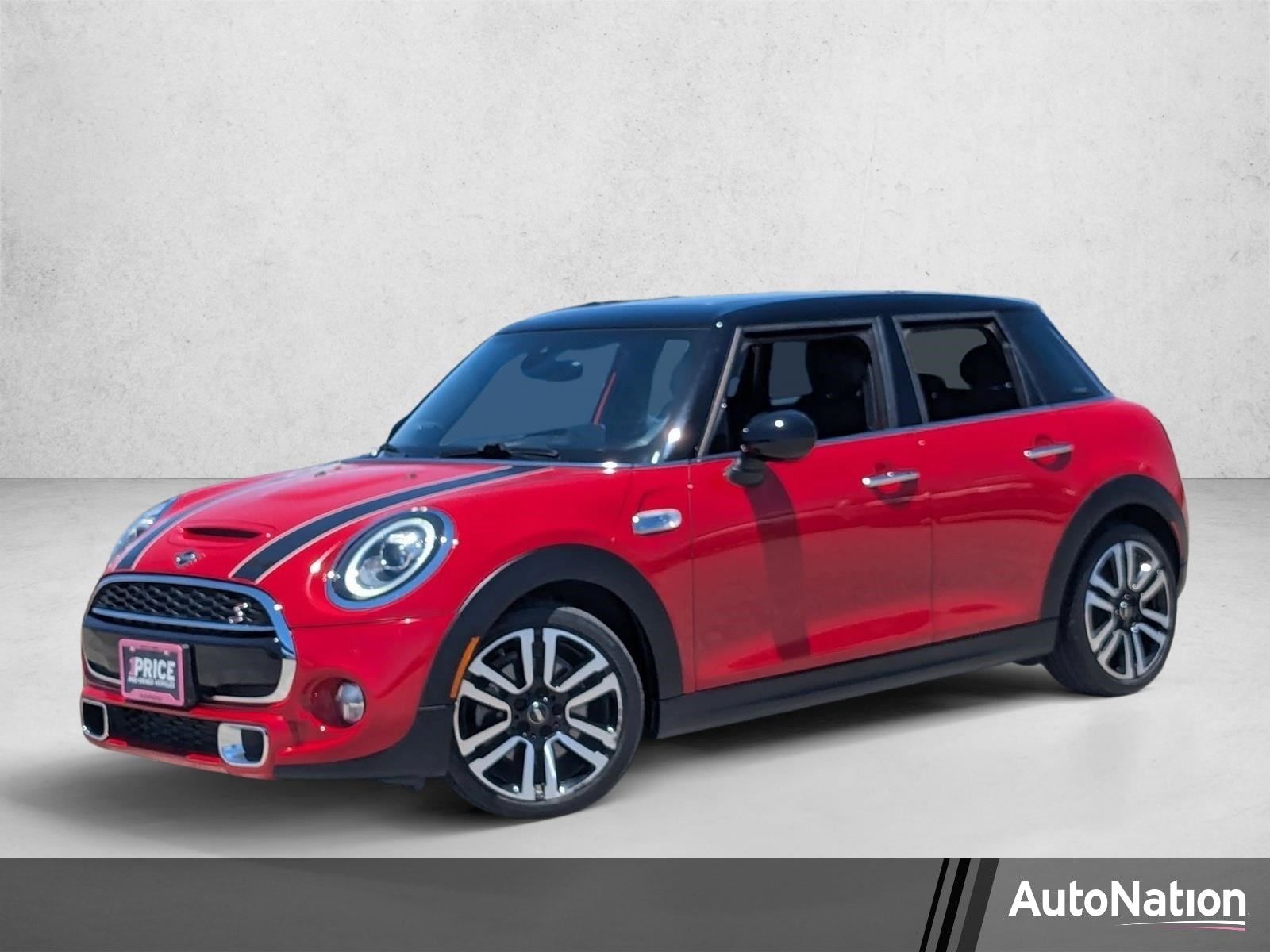 2019 MINI Hardtop Cooper S Iconic's photo