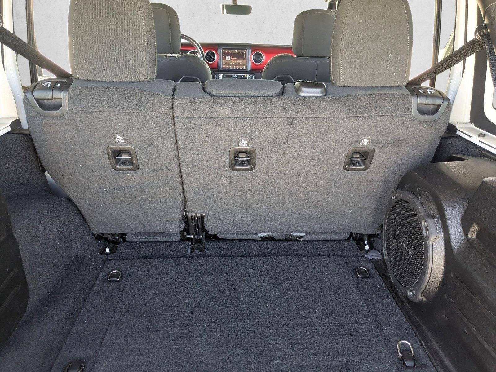 2020 Jeep Wrangler Rubicon photo 5