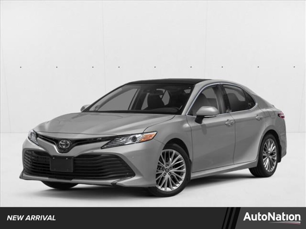 Used 2018 Toyota Camry XLE 4dr Car