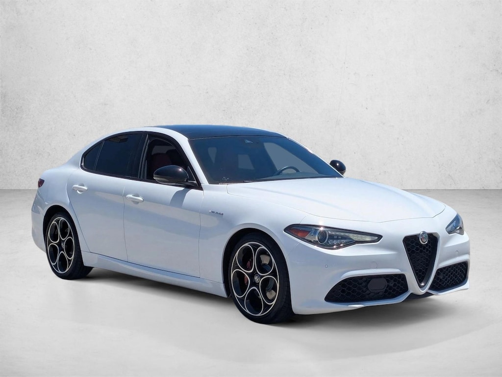 Used 2023 Alfa Romeo Giulia Veloce 4dr Car